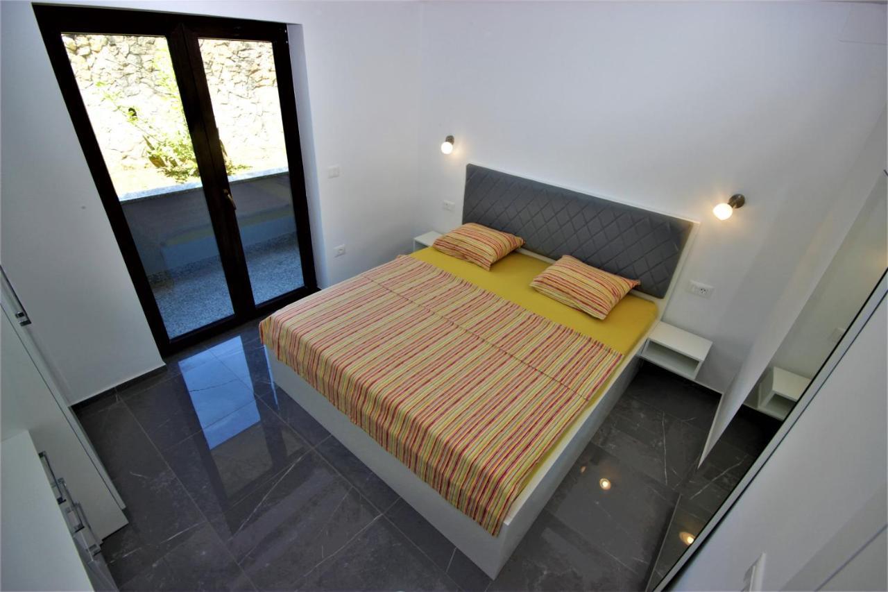 Apartments Smitran Banjole Exterior foto